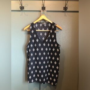 V-neck printed tank!  Excellent condition!